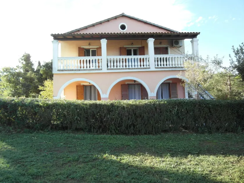 Almiros Apartments - Image 1