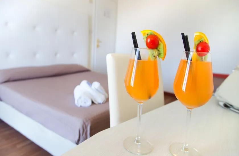 Riviera Mare Beach Life Hotel - Image 1