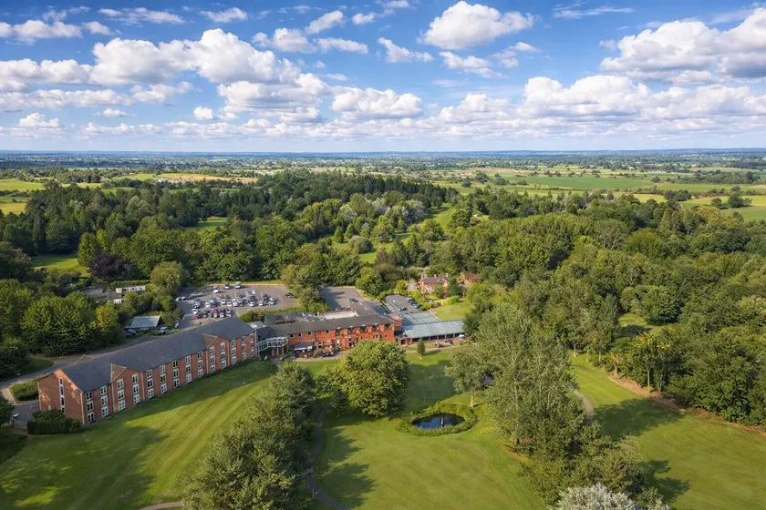 Macdonald Hill Valley Hotel, Spa & Golf Resort - Image 1