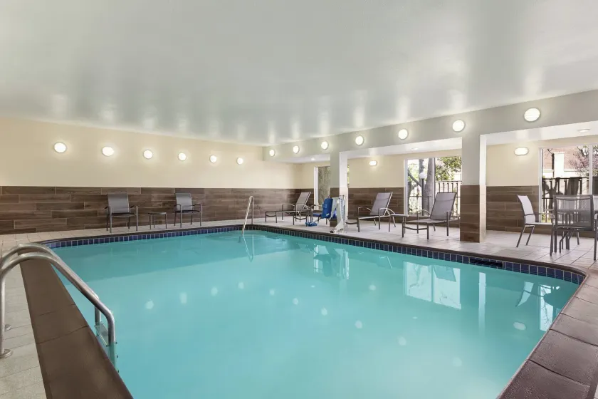 Fairfield Inn by Marriott Tracy - Image 1