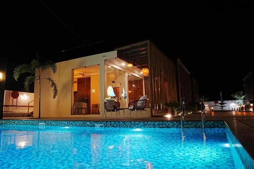 Sandy Resort - Image 1