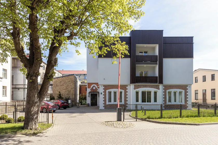 Roze Park Rooms - Image 1