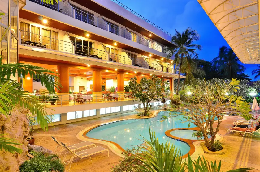 Samui First House Hotel - Image 1