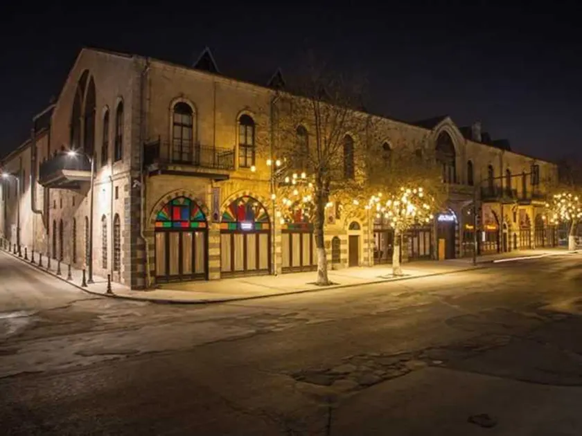 Bayazhan Hotel ve Restaurant - Image 1