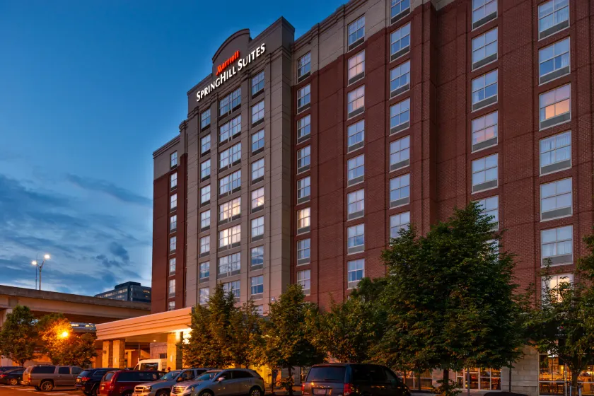 SpringHill Suites by Marriott Pittsburgh North Shore - Image 1