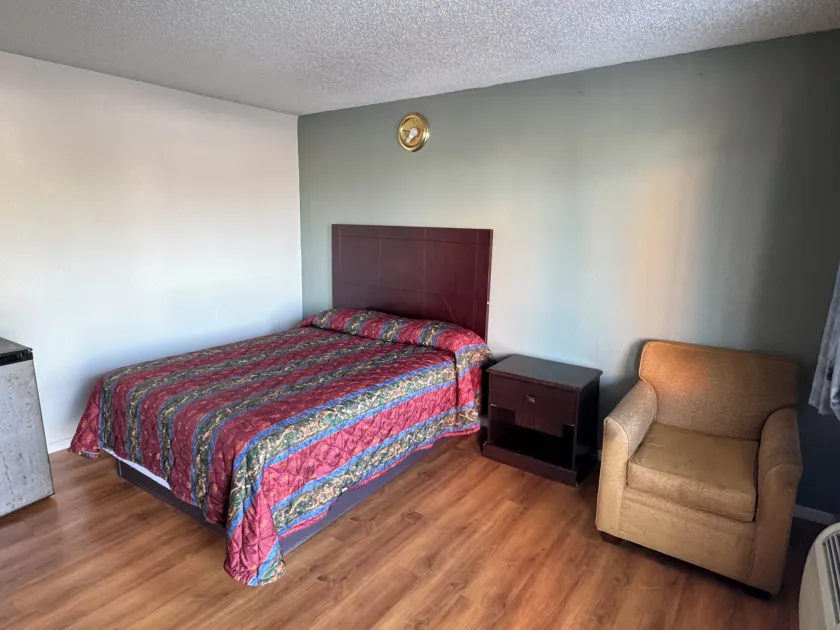 Sands Motel - Room