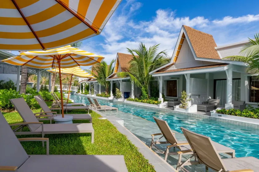 Lalynn Resort & Villas, Phuket - Free scheduled shuttle to Bang Tao Beach - Image 1