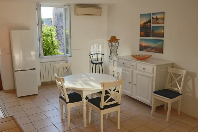maison de village meublée avec terrasse - Image 1