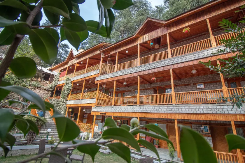 Negis Hotel Mayflower - Image 1