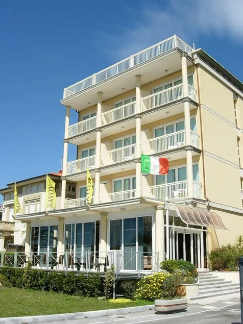 Savoy Hotel - Image 1
