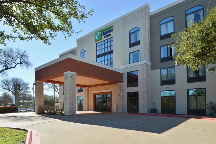 Holiday Inn Express & Suites Austin North Central by IHG - Image 1