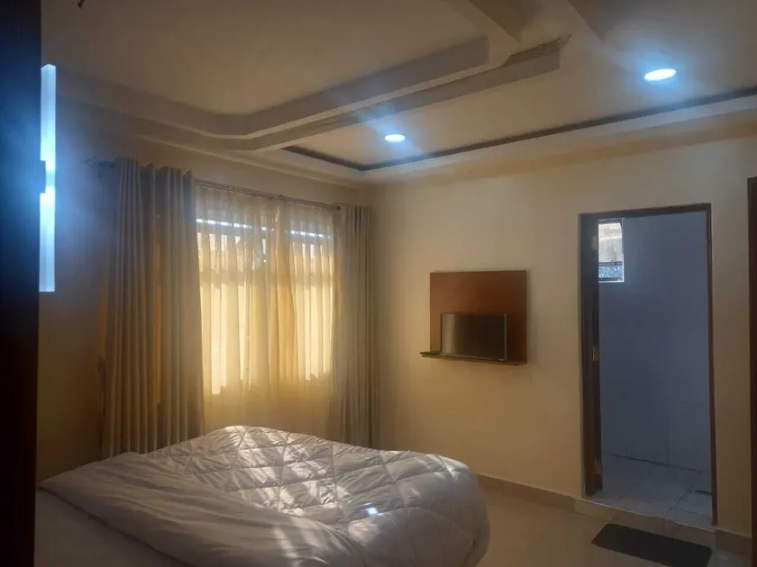 Nairobi Glory Palace Hotel - Image 1