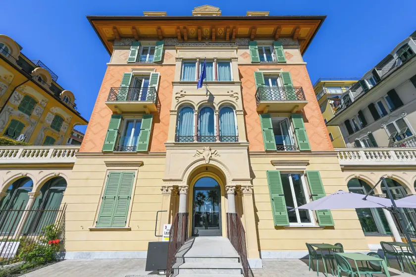 Hotel Astoria - Image 1