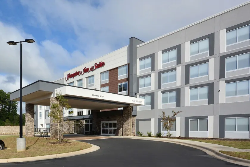 Hampton Inn & Suites by HIlton Charlotte North I 485 - Image 1