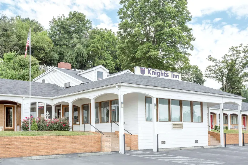 Knights Inn Galax - Image 1