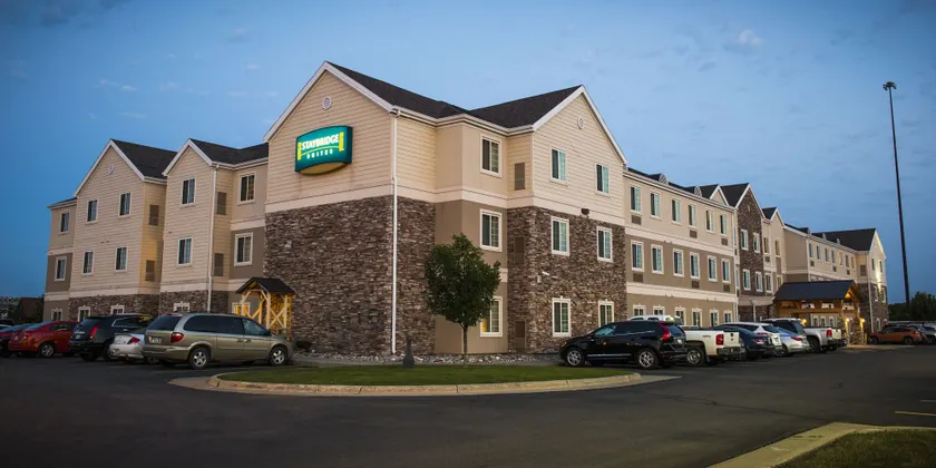 Staybridge Suites Fargo by IHG - Image 1