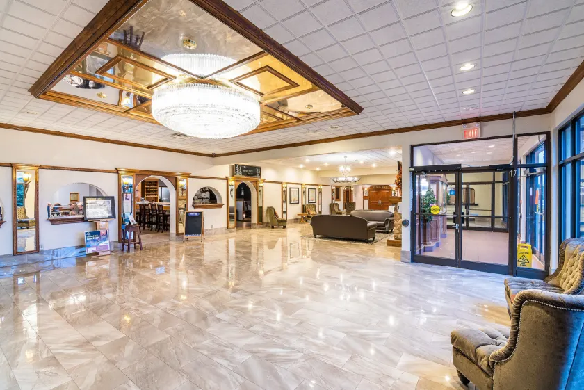 Ramada by Wyndham Thunder Bay Airlane Hotel - Hall