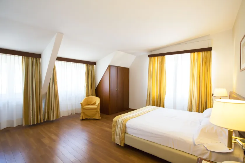 Hotel Europa - Image 1