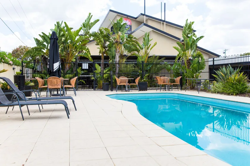 Best Western Bungil Creek Motel - Image 1