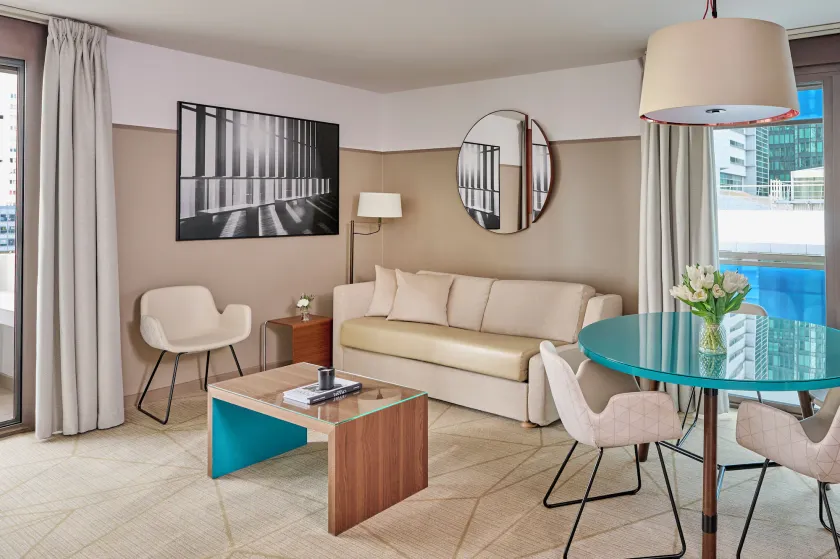 Fraser Suites Harmonie Paris La Défense - Image 1