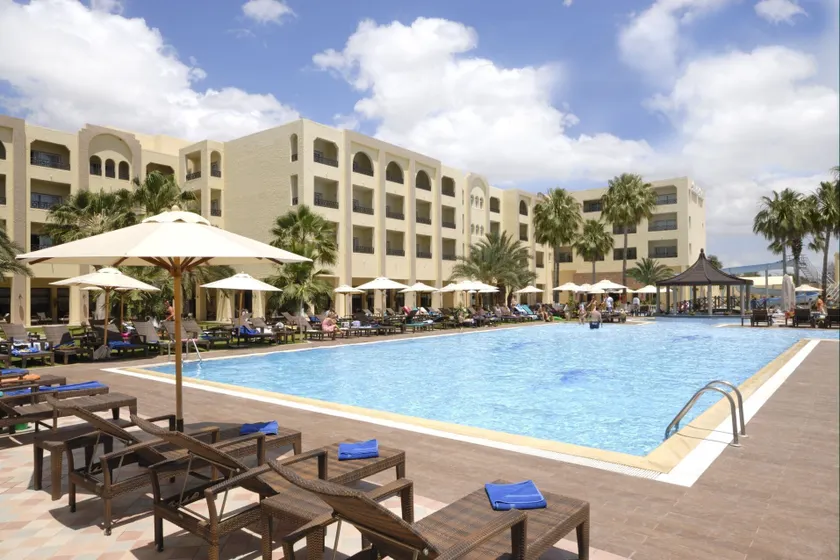 Paradis Palace - Image 1