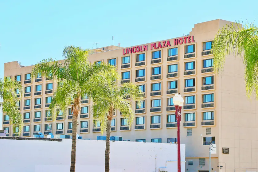Lincoln Hotel Monterey Park Los Angeles - Image 1