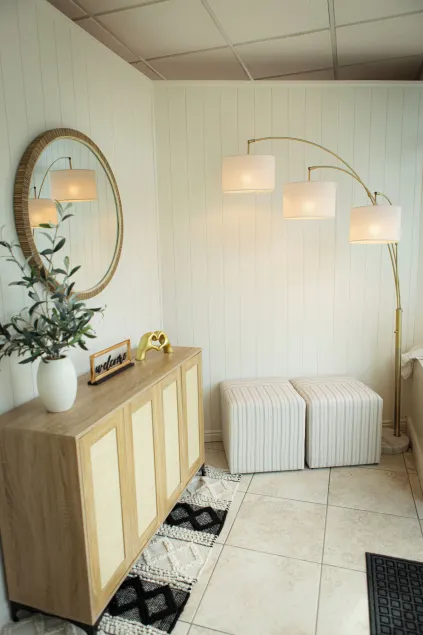 Hideaway Suites On 5th-Formally 5th East Hall - Image 1