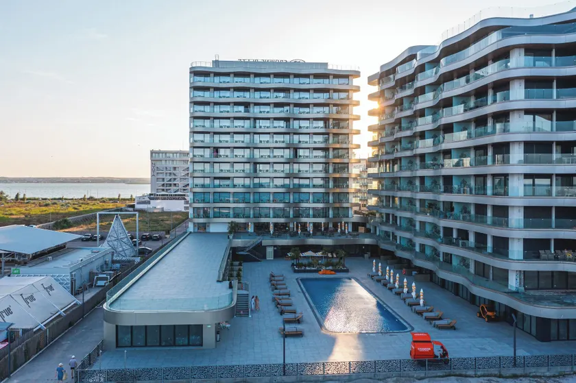 Crowne Plaza Constanta - Mamaia Beach by IHG - Image 1