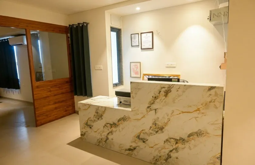 Hotel Layover Stay-3 Minutes From the Airport - Hall