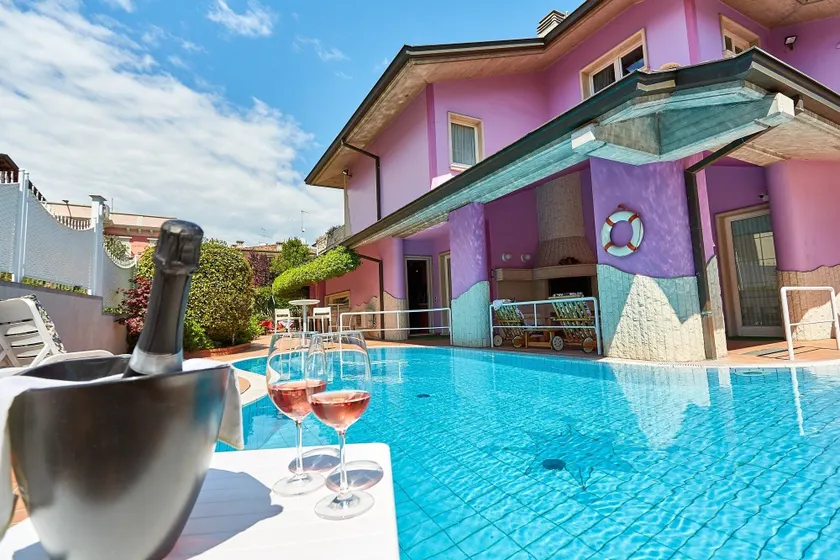 Bed and Breakfast Villa Lilla - Image 1