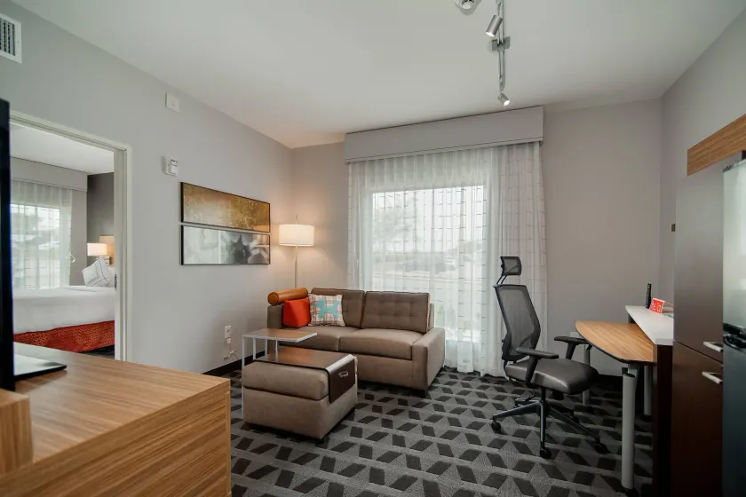 TownePlace Suites Fort Worth University Area/Medical Center - Image 1
