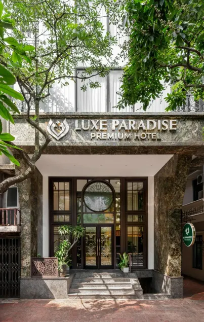 Luxe Paradise Premium Pham Hong Thai Hotel & Spa - Image 1