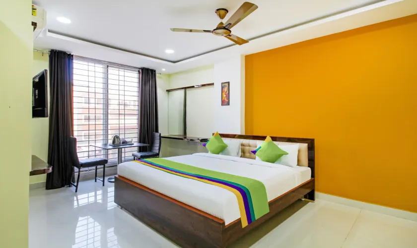 Itsy Hotels D'Comfort Inn - Image 1