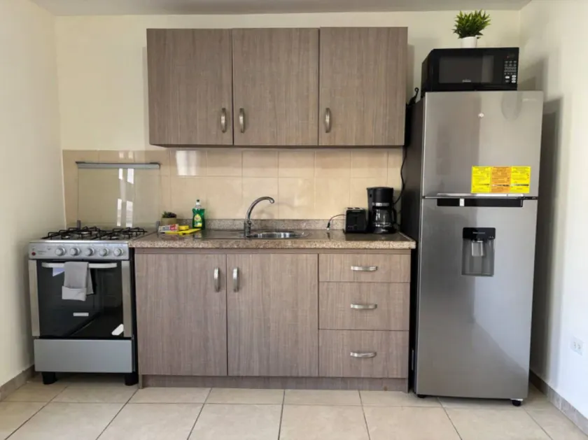 Hacienda Apartments near the beach - Image 1