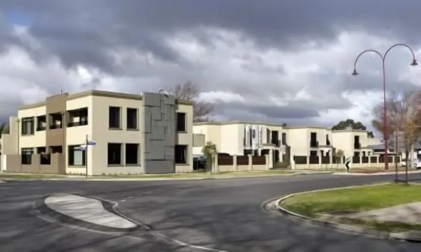 May Park Executive Apartments - Image 1