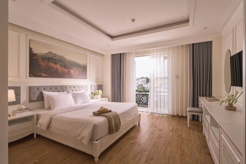 Nature Hotel - Pham Hong Thai - Image 1