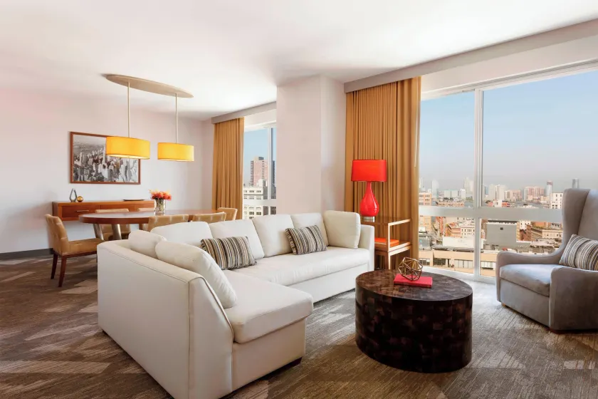 Sheraton Tribeca New York Hotel - Image 1