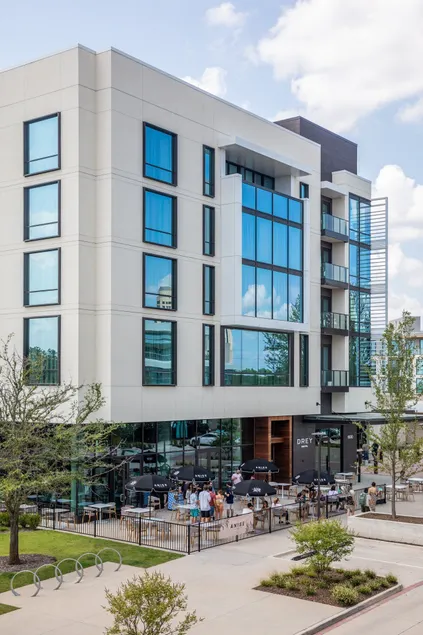 Drey Hotel - Image 1