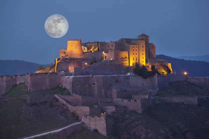 Parador de Cardona - Image 1