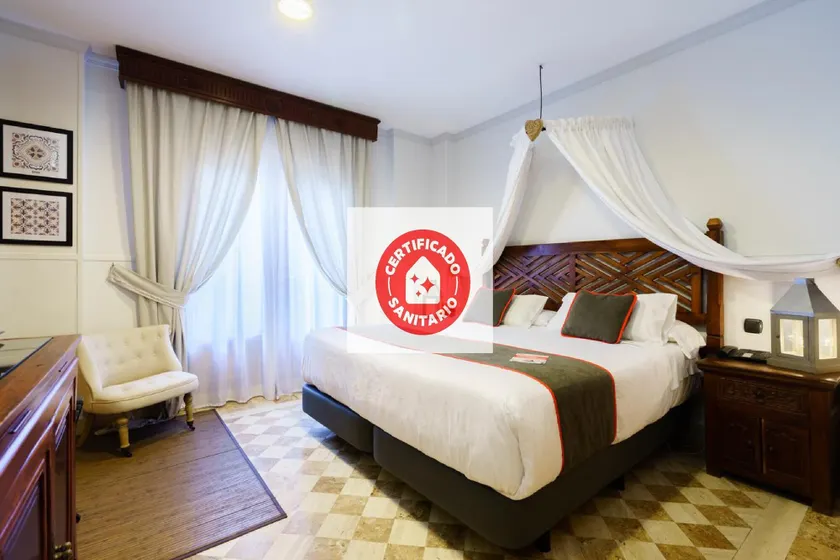 Hotel Reina Mora - Image 1