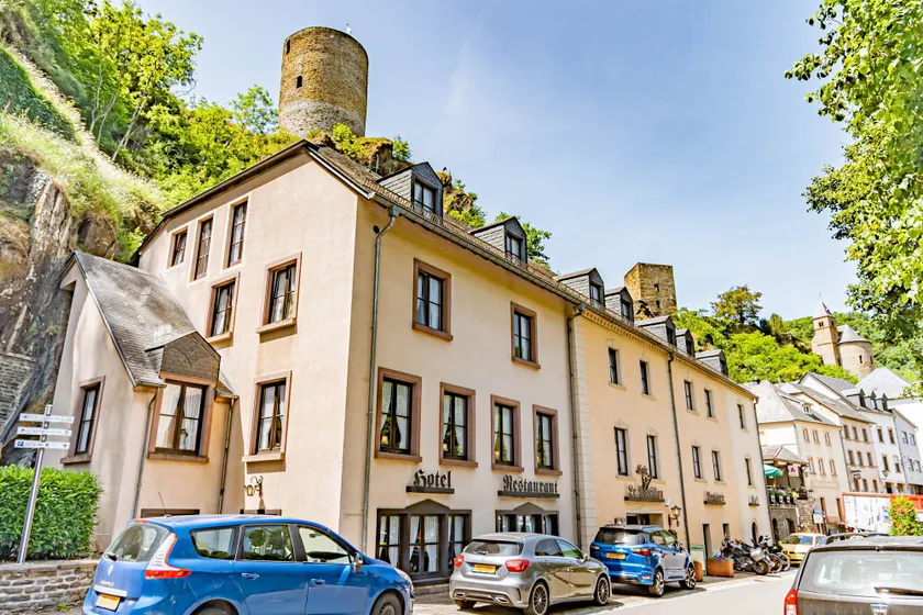 Hotel Le Postillon - Image 1