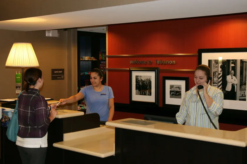 Hampton Inn & Suites Lebanon - Image 1