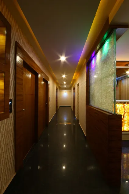 Hotel O Royal Stay - Saguão