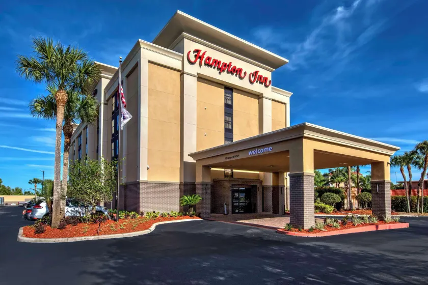 Hampton Inn Orlando-Maingate South - Image 1
