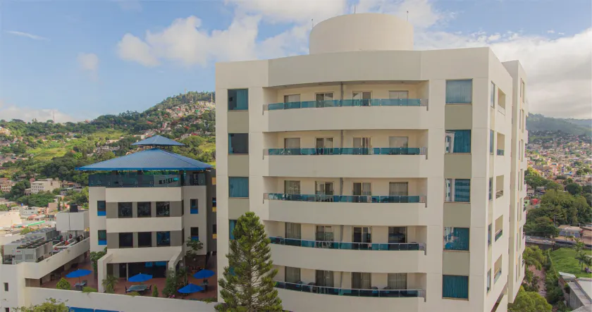 Hotel Plaza Juan Carlos - Image 1