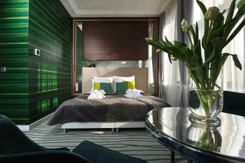 Plaza Boutique Hotel - Image 1