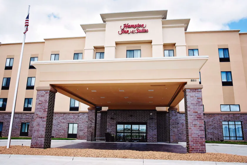 Hampton Inn & Suites Des Moines/Urbandale - Image 1