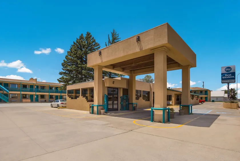 Best Western Kokopelli Lodge - Image 1