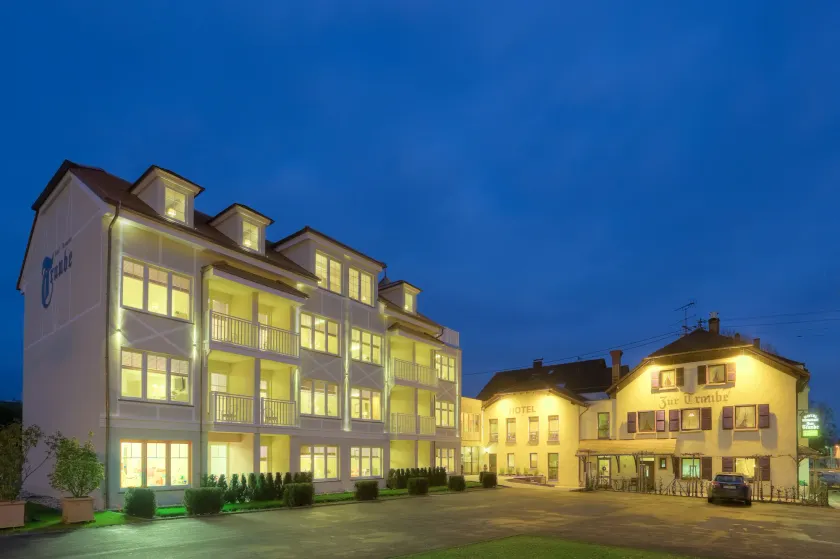 Hotel Zur Traube - Image 1