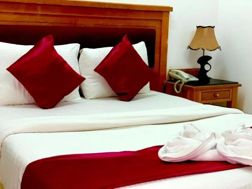 Savoy Inn Hotel Apartments - Image 1